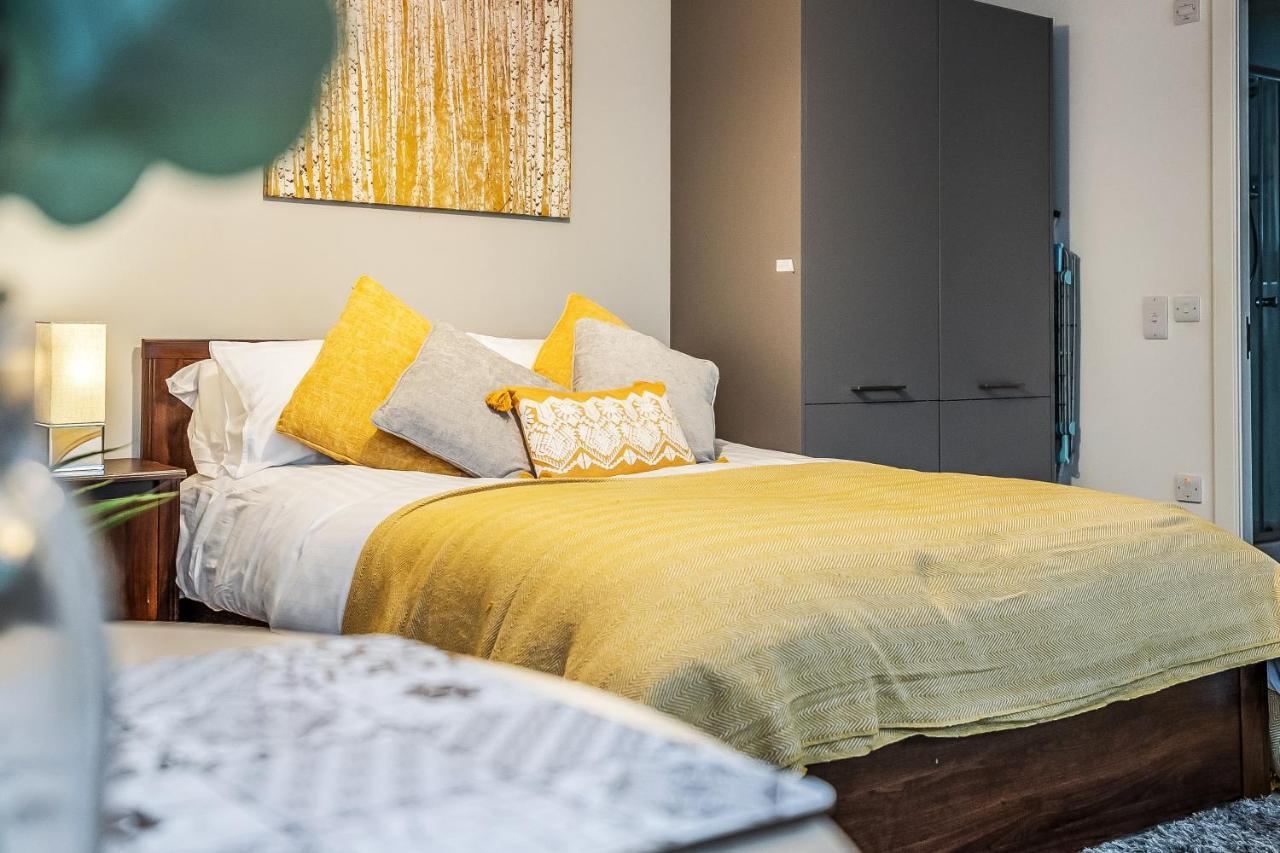 Spacious & Cosy Studio Flat In The Heart Of Edinburgh City Centre المظهر الخارجي الصورة