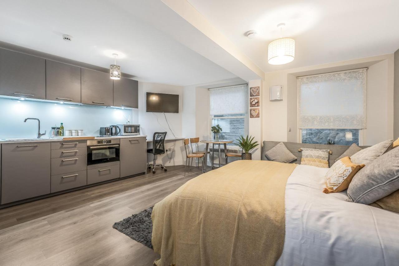 Spacious & Cosy Studio Flat In The Heart Of Edinburgh City Centre المظهر الخارجي الصورة